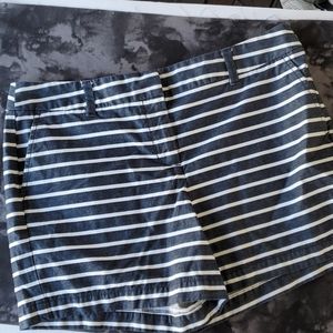 LOFT shorts blue stripped flat front